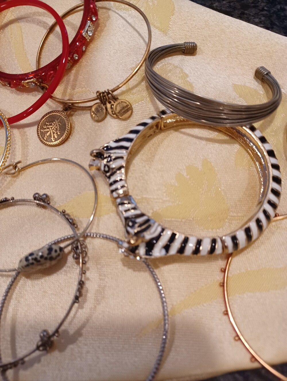 Bangles Assortment Bundle Lot - Picture 7 of 7